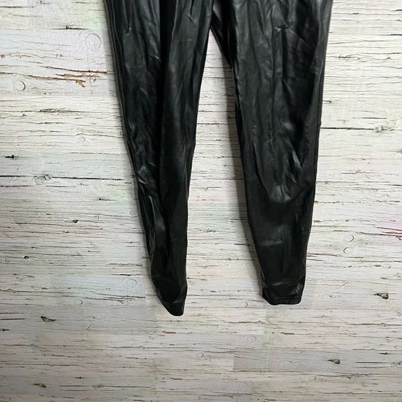 Aritzia wilfred free faux black leather pants size 00 - Picture 2 of 8